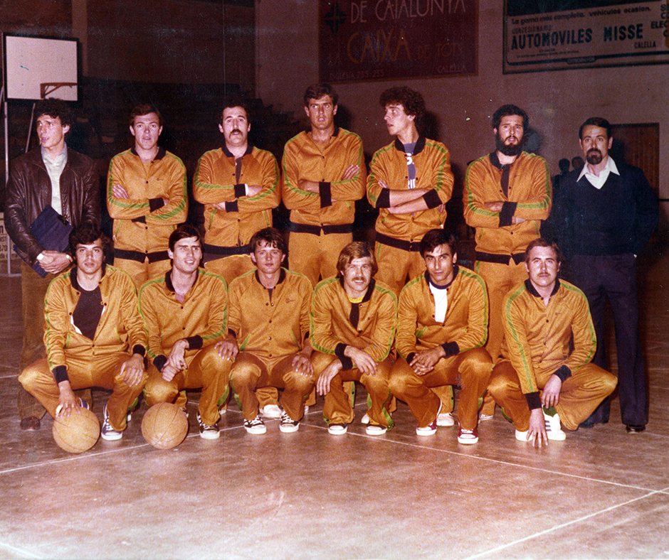 La plantilla del CB Calella que va guanyar la lliga de Segona Divisió [Foto del 1978-79]