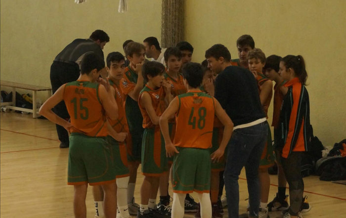 CB Calella - L'equip escolta els consells d'en Quim