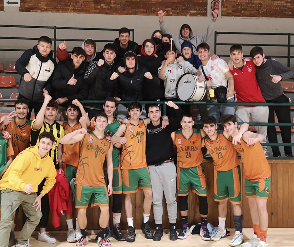 En Nil, fent un tir al partit contra el Boet